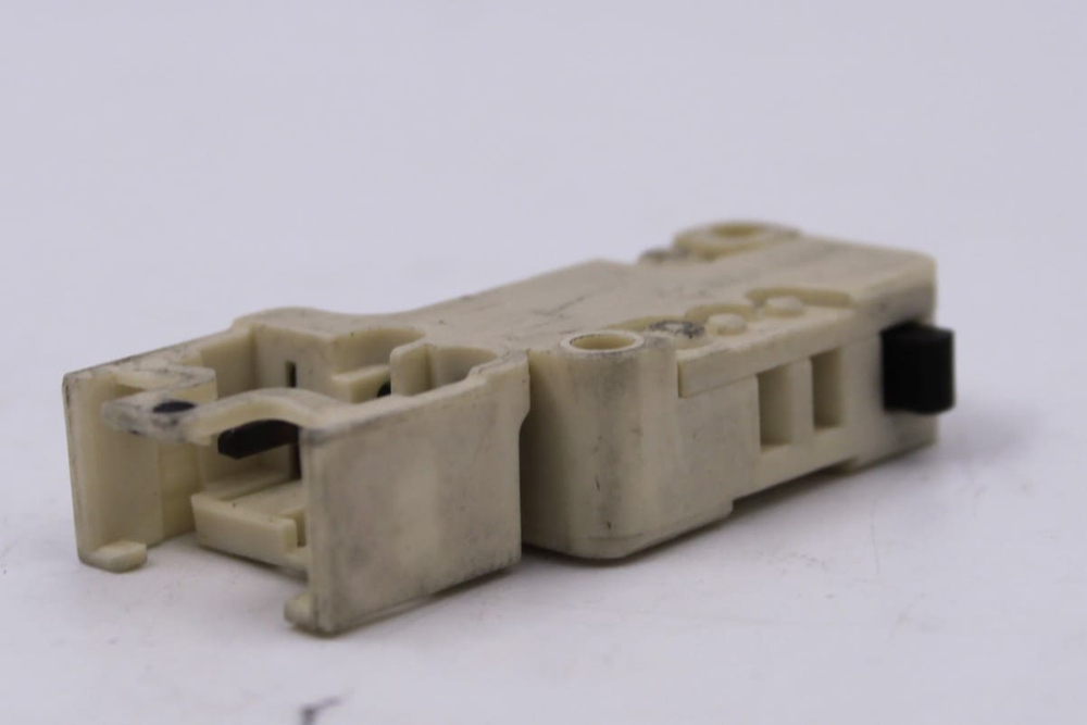 Микропереключатель D42X для стиральной машины Bosch, Siemens