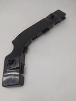 Кронштейн переднего бампера левый F2803131 Lifan Smily