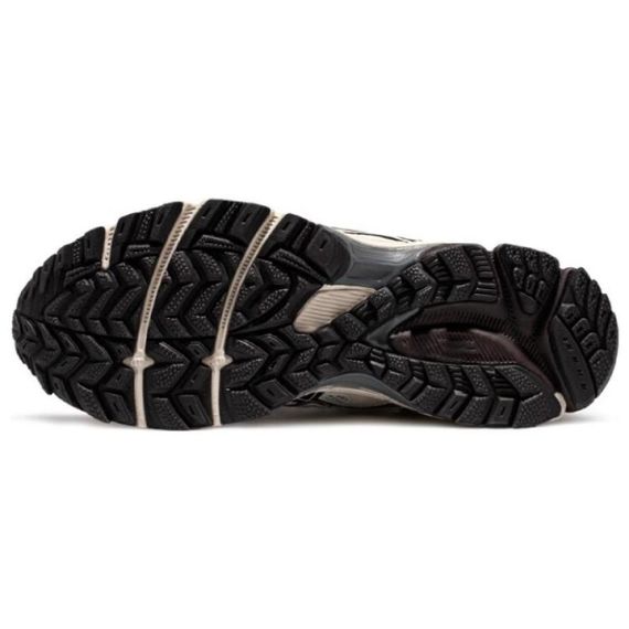 Asics Gel' Kahana 8 Бежевые кроссовки, черные мужские