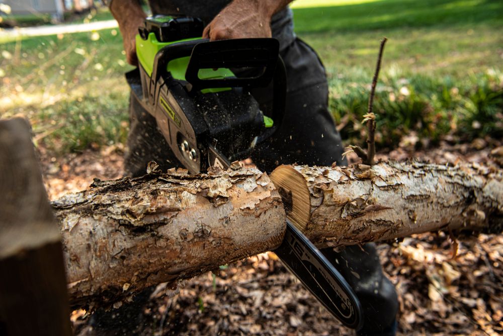 Цепная пила аккумуляторная Greenworks GD60CS25k5 Арт. 2008907U2G, 60V, 40 см, бесщеточная, 2500 Вт, с 2хАКБ 5 Ач. и ЗУ