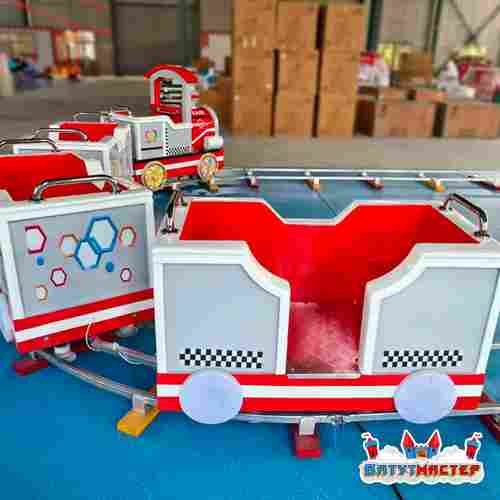 Рельсовый аттракцион для детей «Звонкий путешественник», 5 вагонов, 11 мест