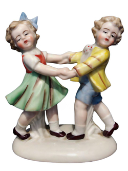Фарфоровая статуэтка "Танец" ("Кружащиеся дети") Gräfenthal