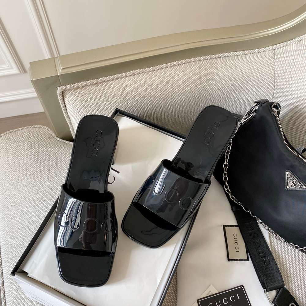 Gucci Rubber Slide Sandal