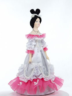 Кукла интерьерная Потешного промысла в светском костюме.