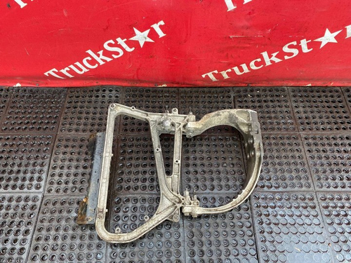 Кронштейн глушителя 2017 г.