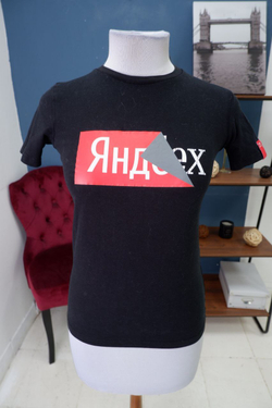 Футболка с принтом "Яндекс" 42 размер