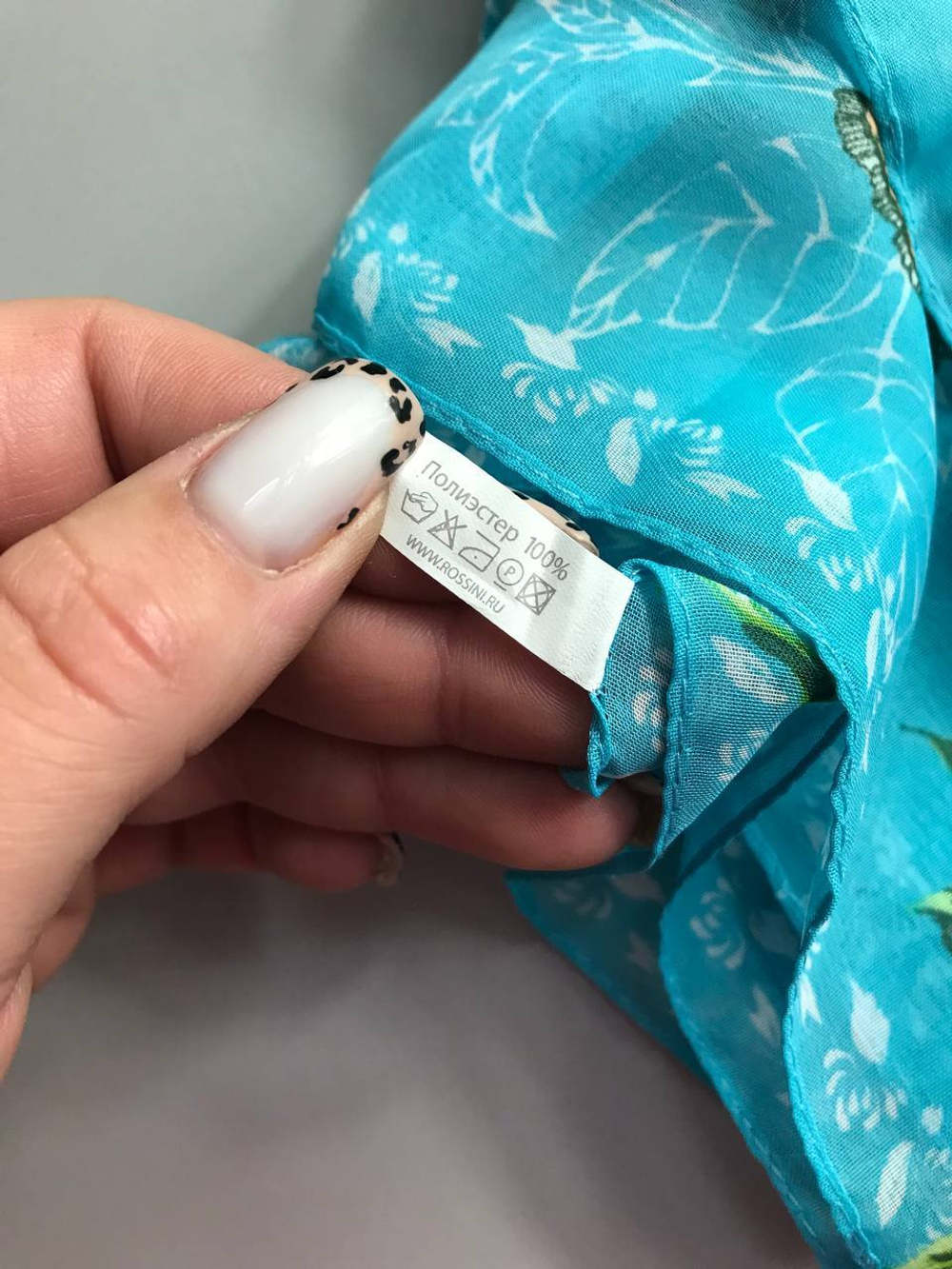 Палантин Rossini для летнего романтичного образа, новый