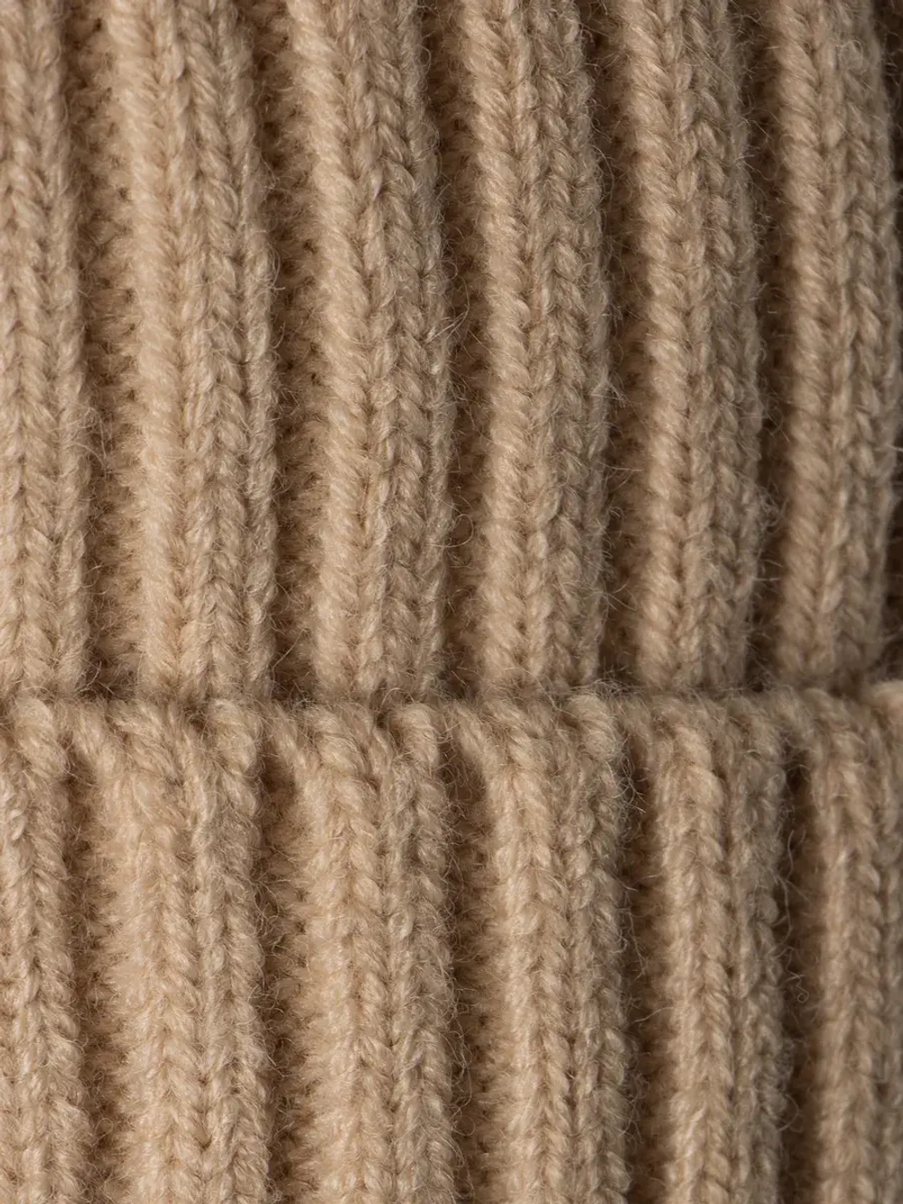 Шапка для девочки на осень