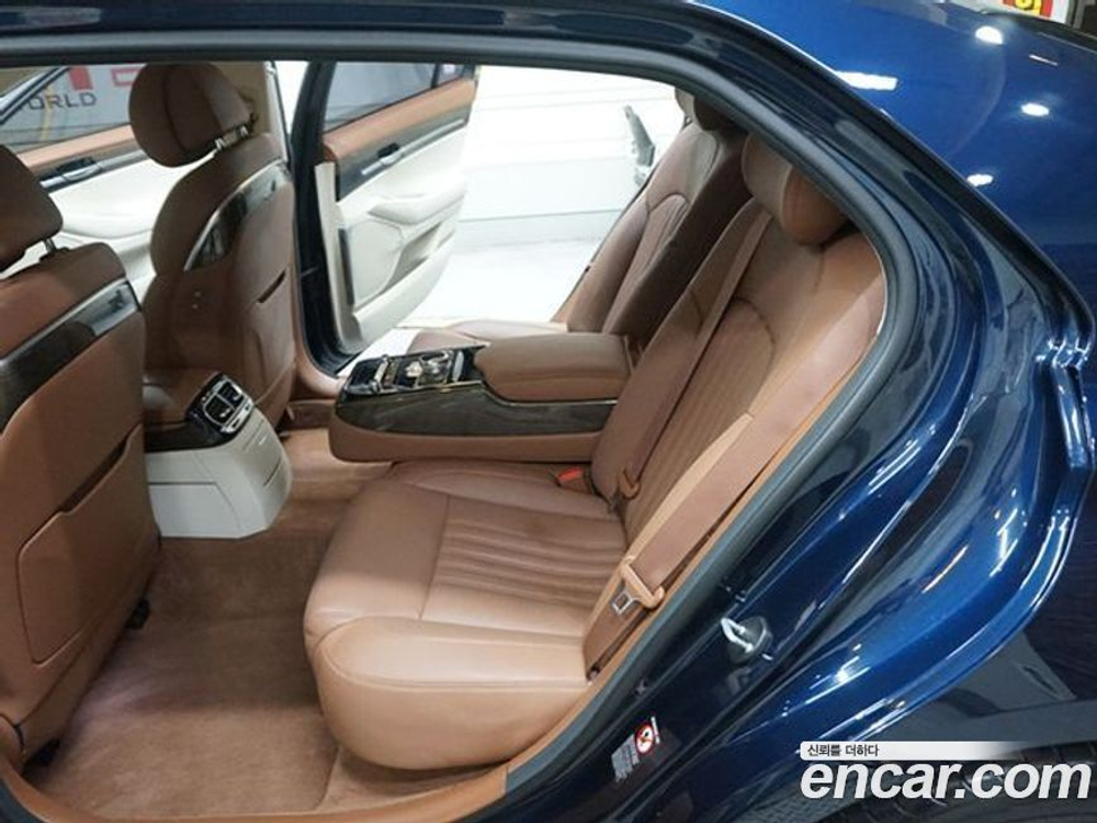 Genesis G90 3.8 (01.2020)