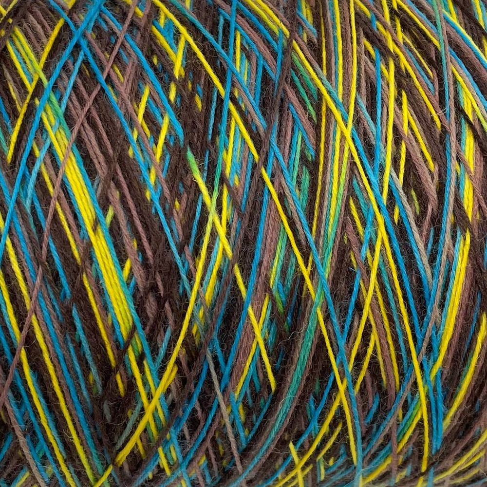 D&G YARN 75% меринос супервош 25% полиамид