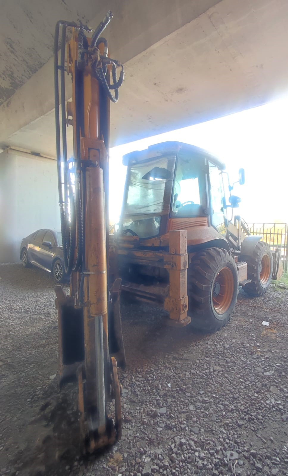 XGMA XG765* Экскаватор-погрузчик XG765H-4TX (Дизельный, 4,8 л, 102 л.с., АТ)