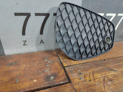 Решетка переднего бампера Mercedes GLS (X166) 15-19 Б/У Оригинал A1668859022