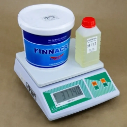 Жидкий акрил для ванн FINNACRYL 1.7 м, (3.6 кг). Комплект для реставрации больших ванн длиной 150-200 см.