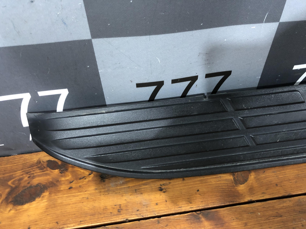 Накладка подножки левой Land Cruiser Prado 150 Б/У Оригинал 5177260150