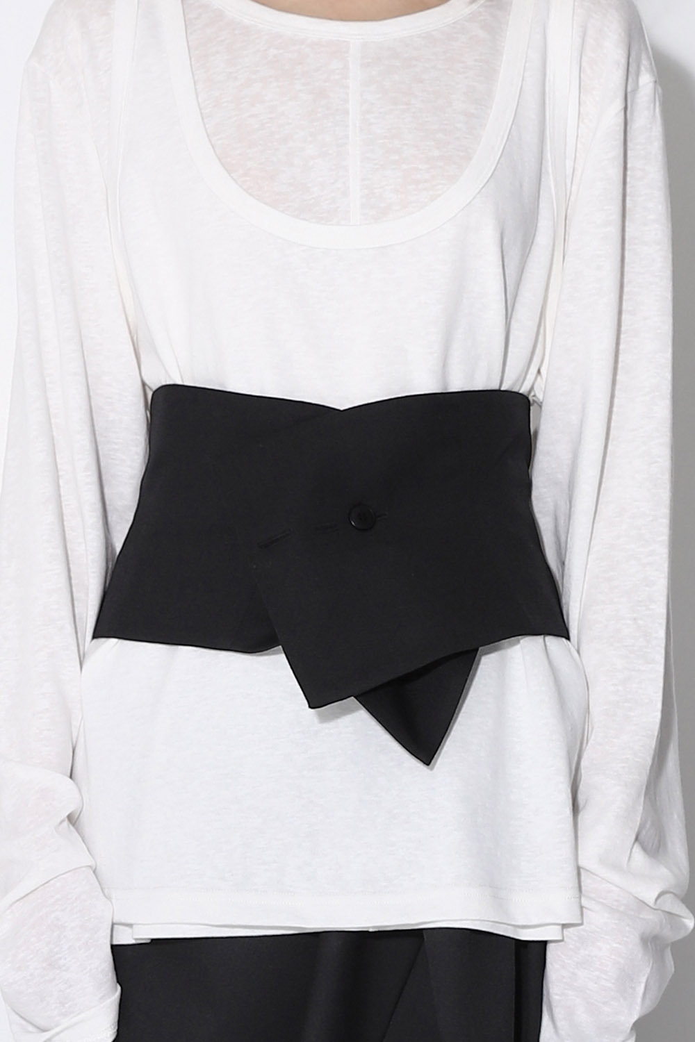 Укороченный жилет без лямок