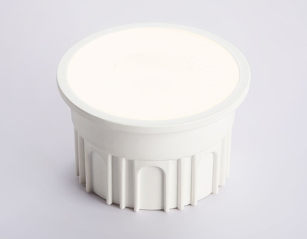 Ambrella Светодиодная лампа MR16 с переключением цветовой температуры и функцией памяти 6,5 секунд Лампы светодиодные MR16 212501