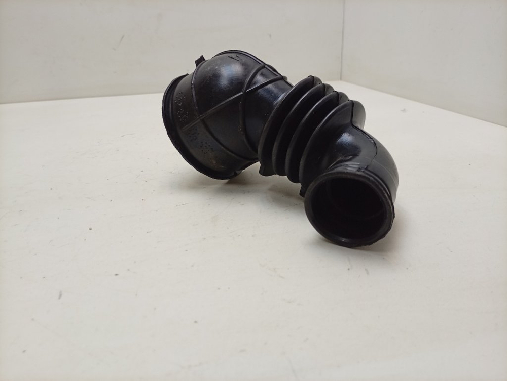 IWSE6125 кт72 Сливной патрубок для стиральной машины Indesit 174001678 б/у