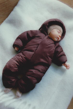 ZARA НЕЙЛОНОВЫЙ КОМБИНЕЗОН С КОНВЕРТИРУЕМЫМИ НОЖКАМИ, БАКЛАЖАННЫЙ