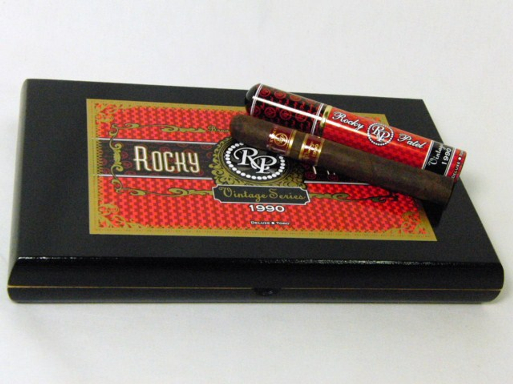 Rocky Patel Vintage 1990 De Luxe Toro Tubos