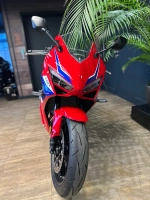 Honda CBR 650R, 2025 red