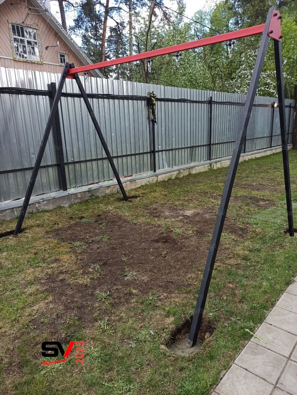 Монтаж уличных качелей Sv Sport
