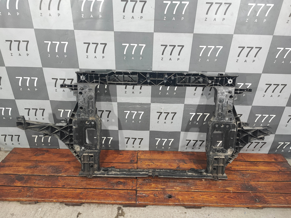 Панель передняя Genesis GV80 20-нв Б/У Оригинал 64101T6000