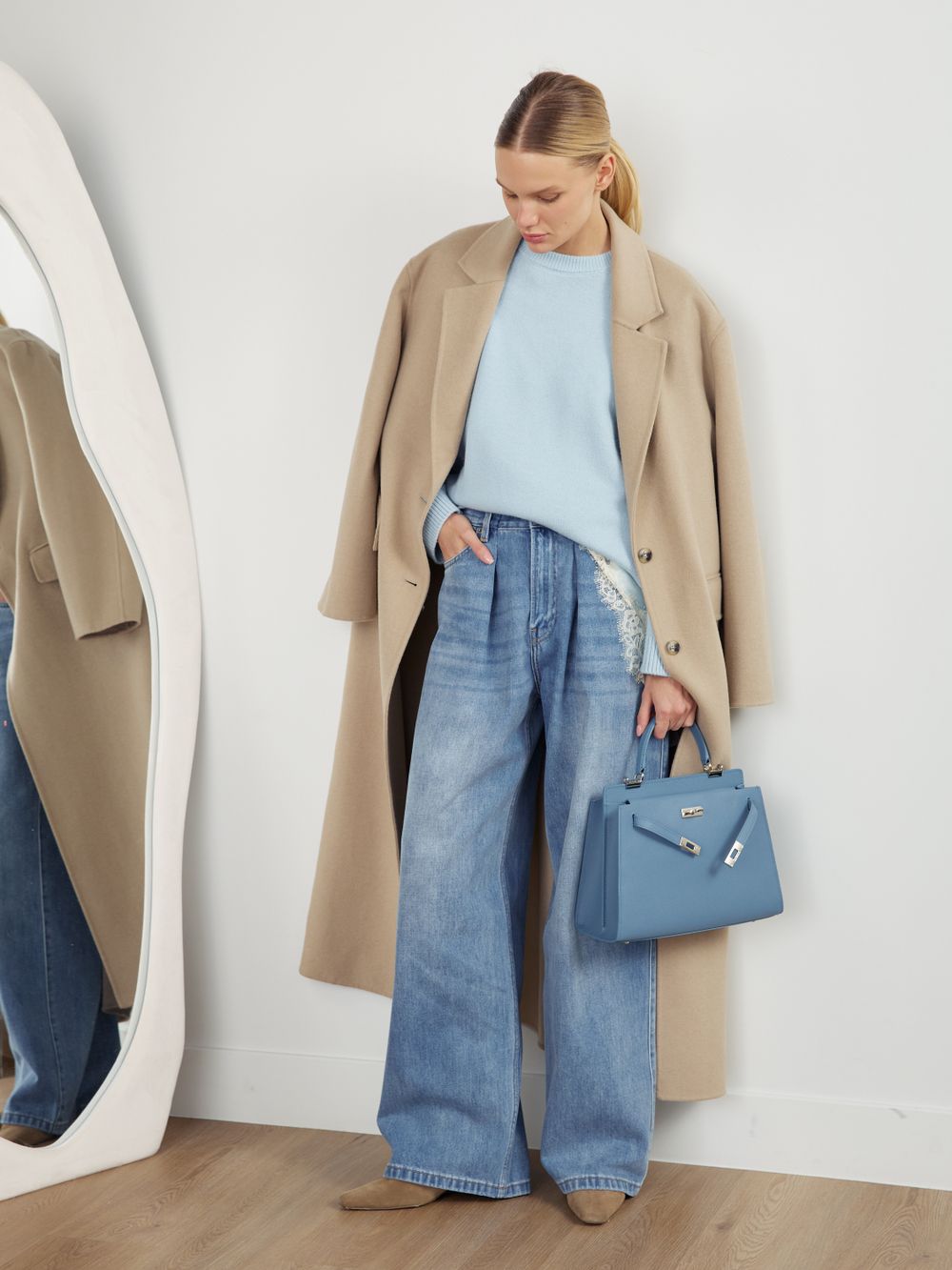 PERFECT JEANS С ЗАЩИПАМИ BLUE