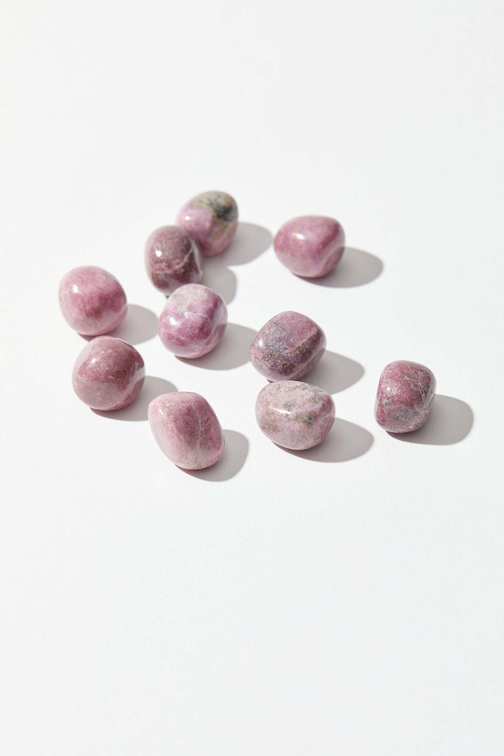 Родонит галтовка