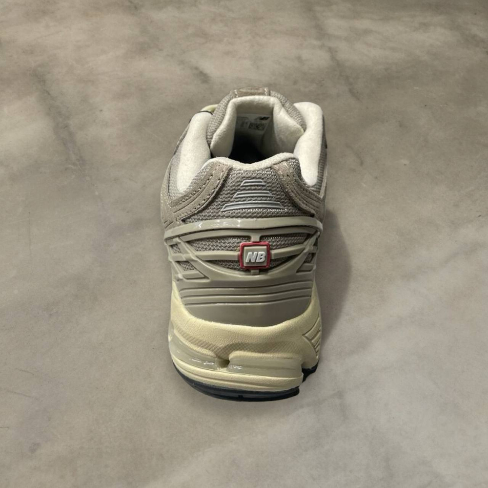 New Balance 1906R • Beige Cream