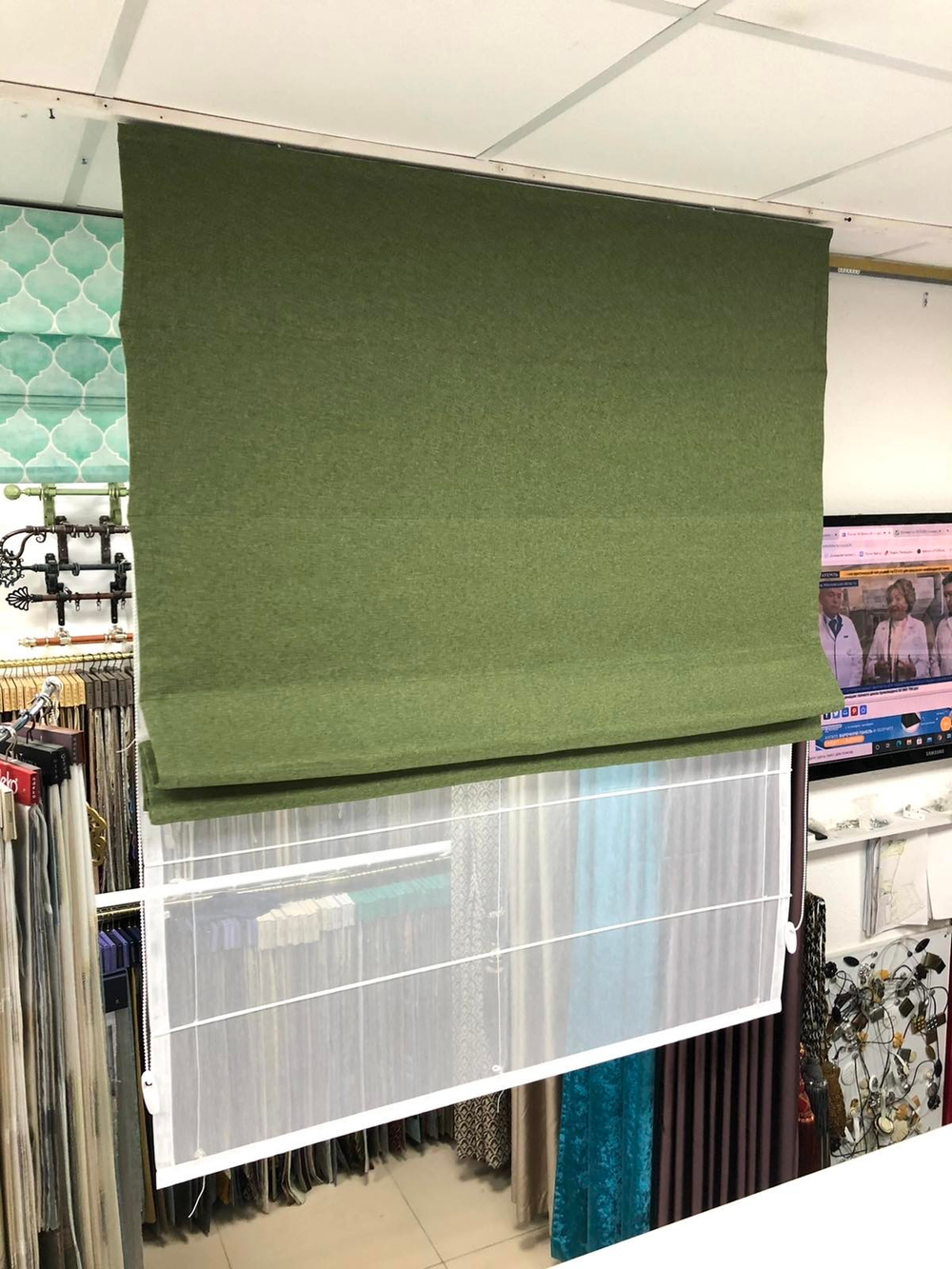 Карниз для двойных римских штор День-Ночь закрытого типа, длина 170 см