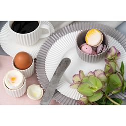 Набор из двух тарелок белого цвета из коллекции Edge, 26 см