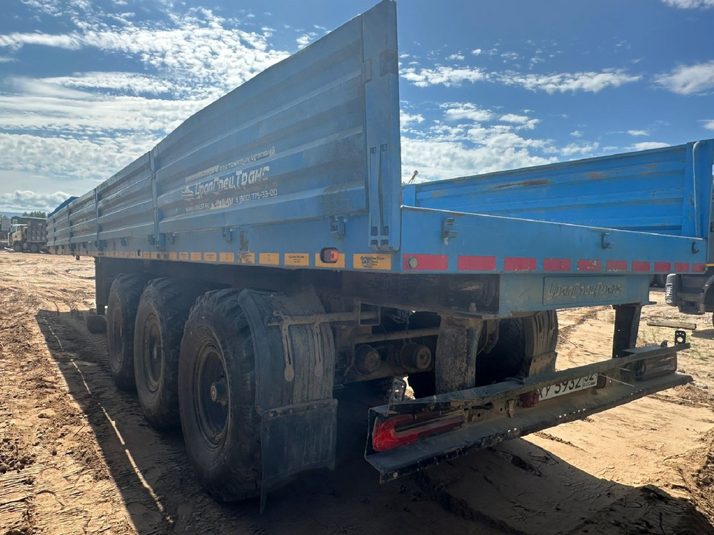 УралСпецТранс 9465* Полуприцеп бортовой 946518-A1-03
