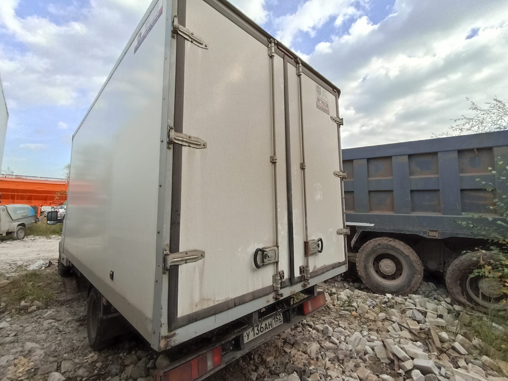 GAZ GAZELLE BUSINESS Изотермический/рефрижератор 2844NA (Рефрижератор, бензин/газ, 2.7 л, 107 л.с. М