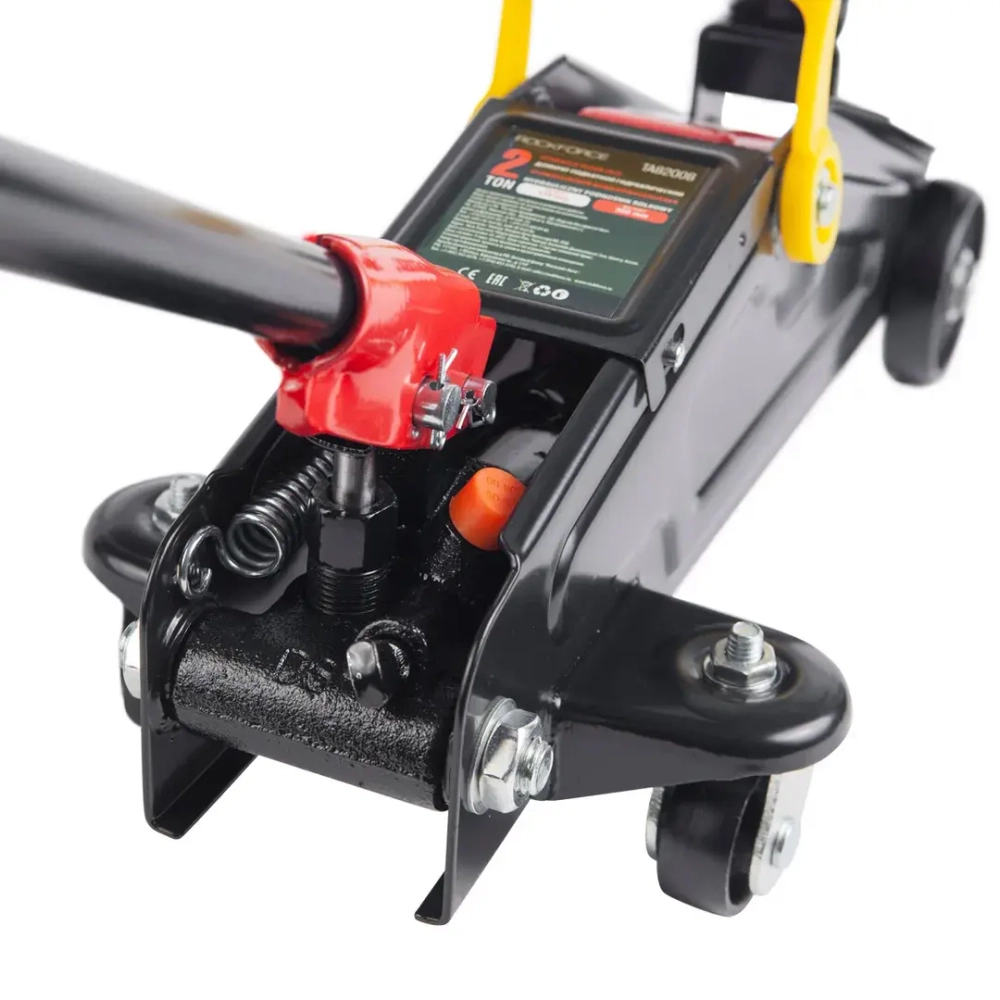Домкрат подкатной гидравлический 2т (h min 135мм, h max 300мм) RockForce##Rock FORCE RF-TA82008