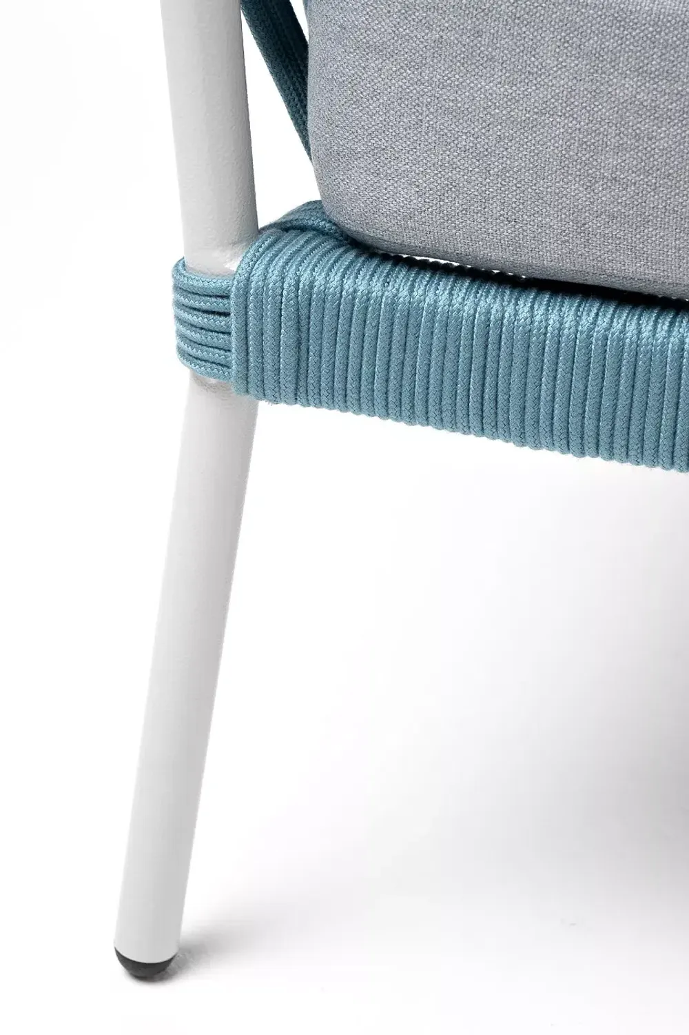 "Диего" кресло плетеное из роупа, каркас алюминий светло-серый (RAL7035) муар, роуп бирюзовый круглый, ткань светло-серая