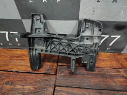 Кронштейн решетки радиатора левый Haval Jolion 21-нв Б/У Оригинал 5509117XST01A