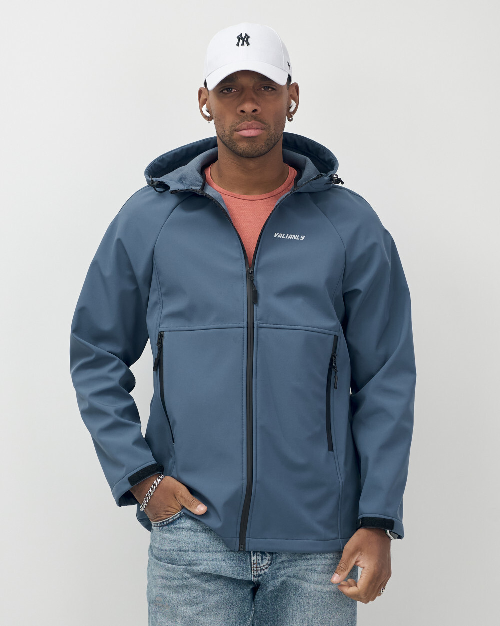 Ветровка спортивная мужская с капюшоном softshell синего цвета 9563S