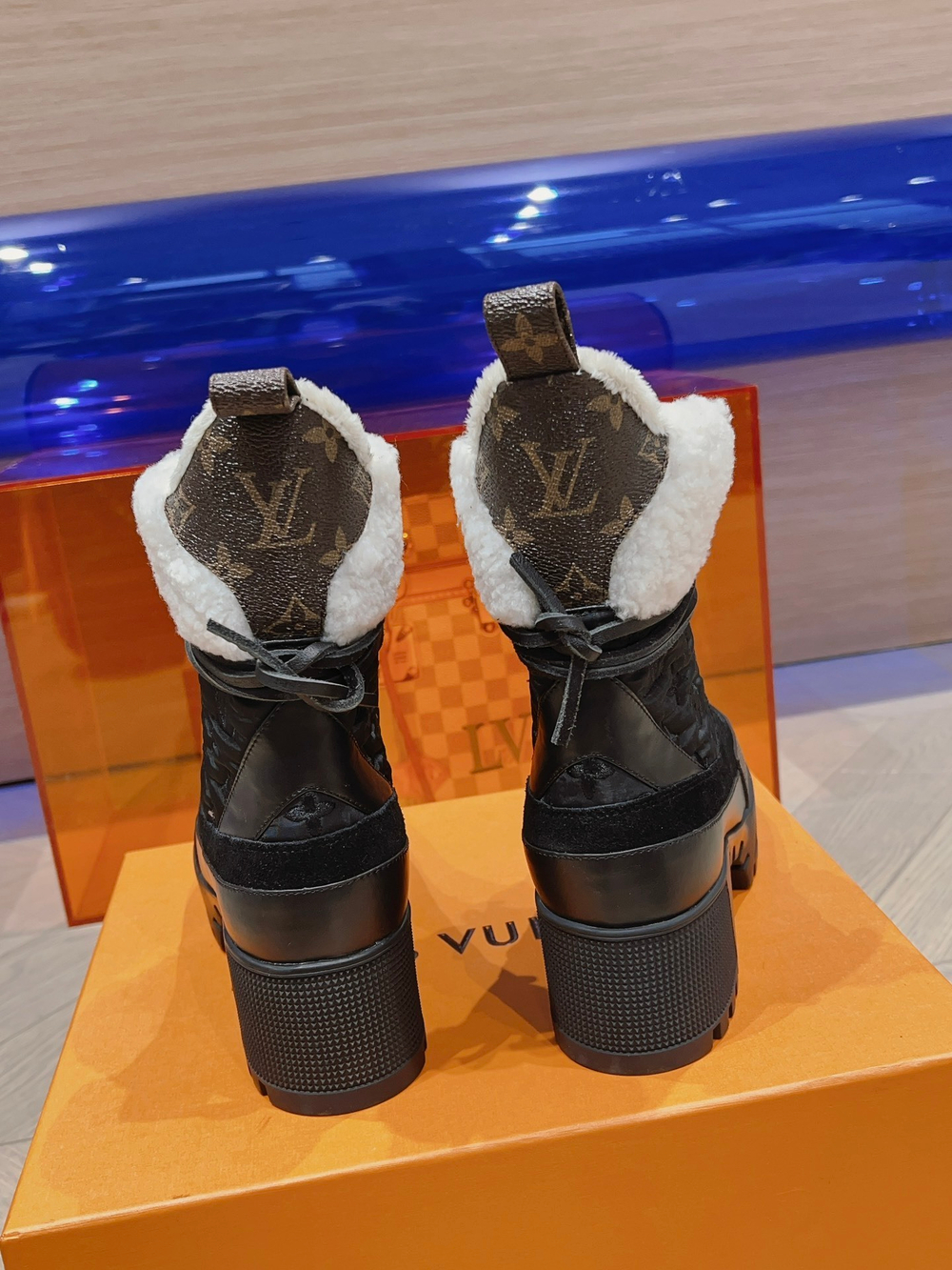Louis Vuitton Laureate Desert Boot
