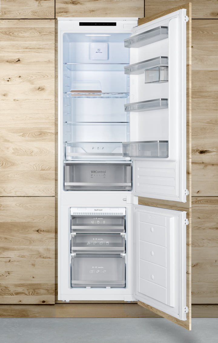 Встраиваемый холодильник Hansa BK347.4NFC