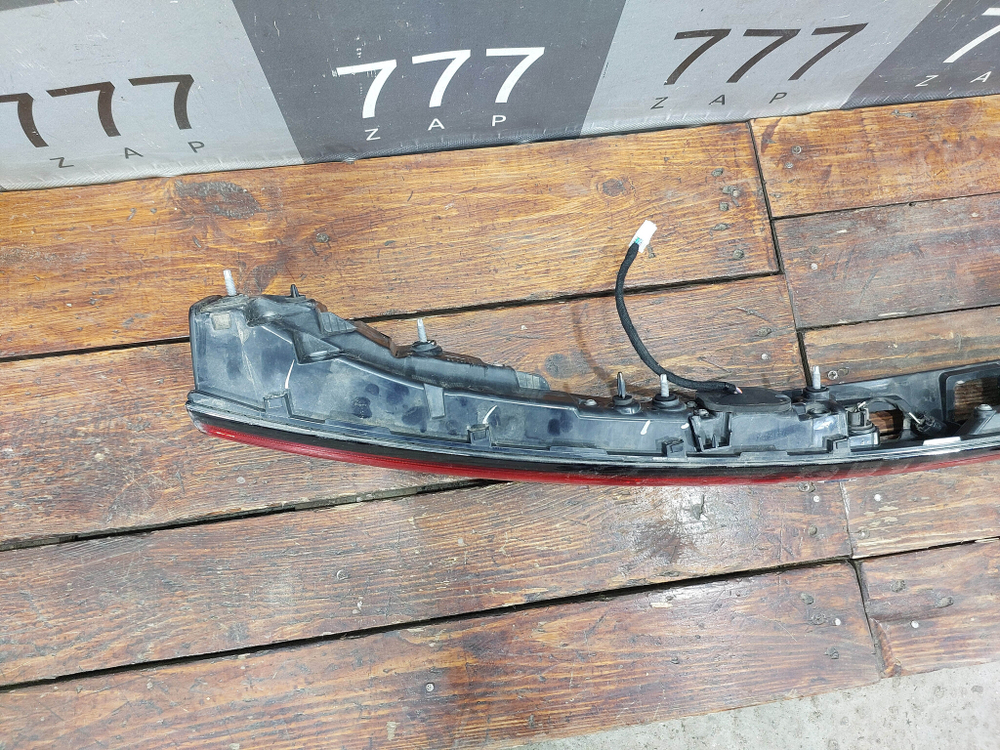 Фонарь зaдний крышки багажника с дефектом Omoda C5 22-нв Б/У Оригинал 605000724AA