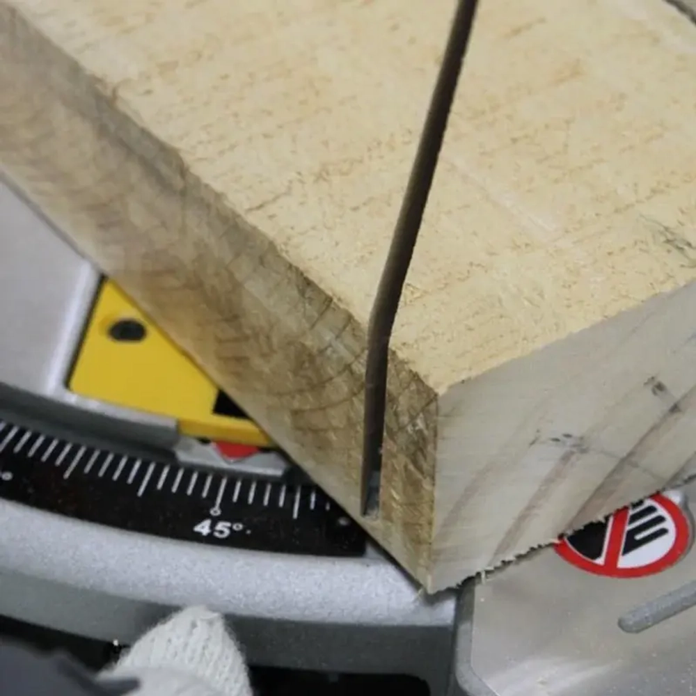 Торцовочная пила DeWALT DW714, DW714-KS