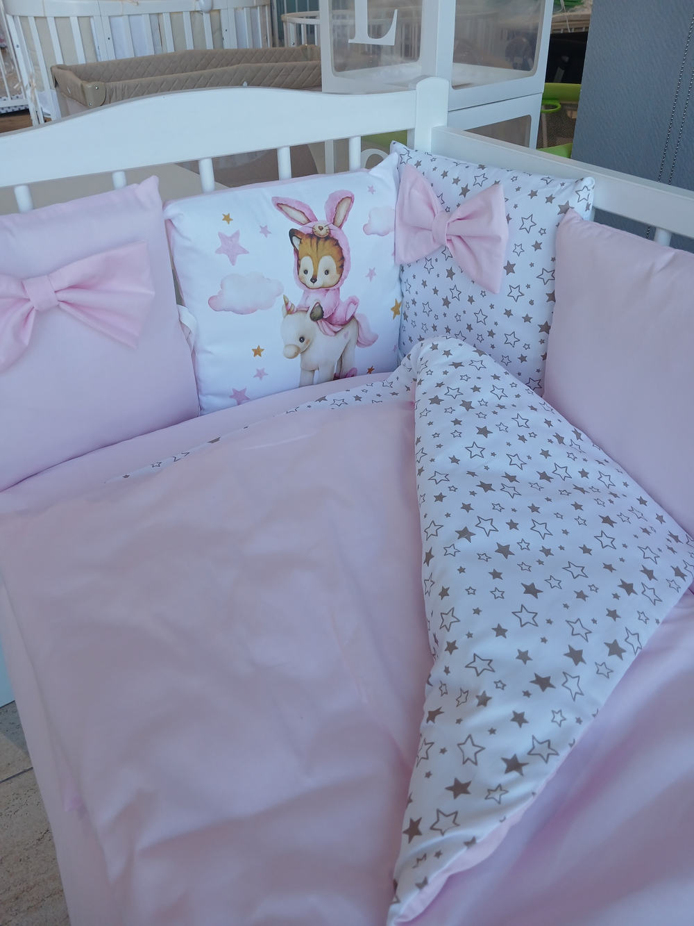 Комплект в кроватку 18 предметов "Тигренок в розовой пижаме" розовый, сатин