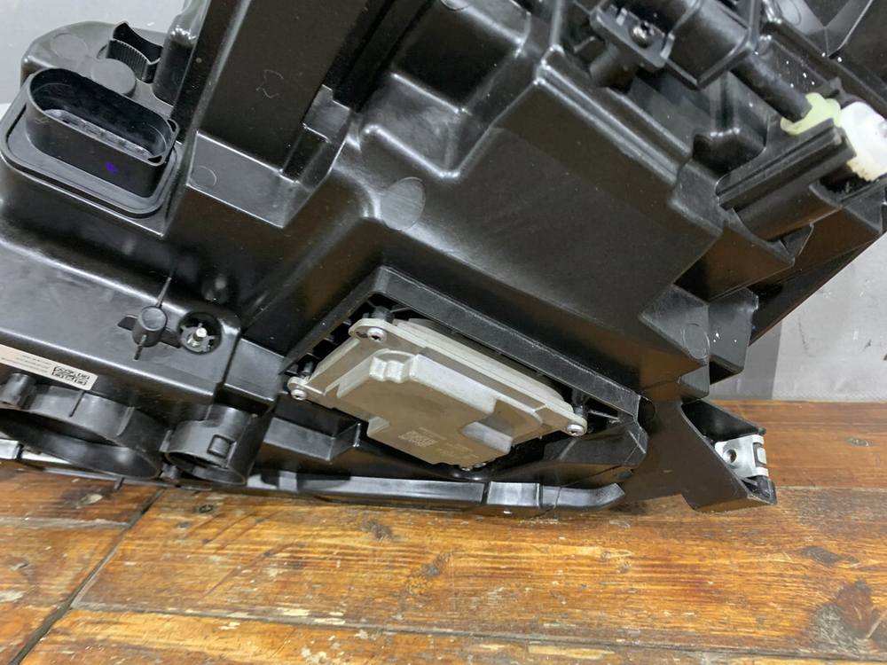 Фара правая LED Chery Tiggo 7 Pro 20-24 Б/У Оригинал 605000200AB