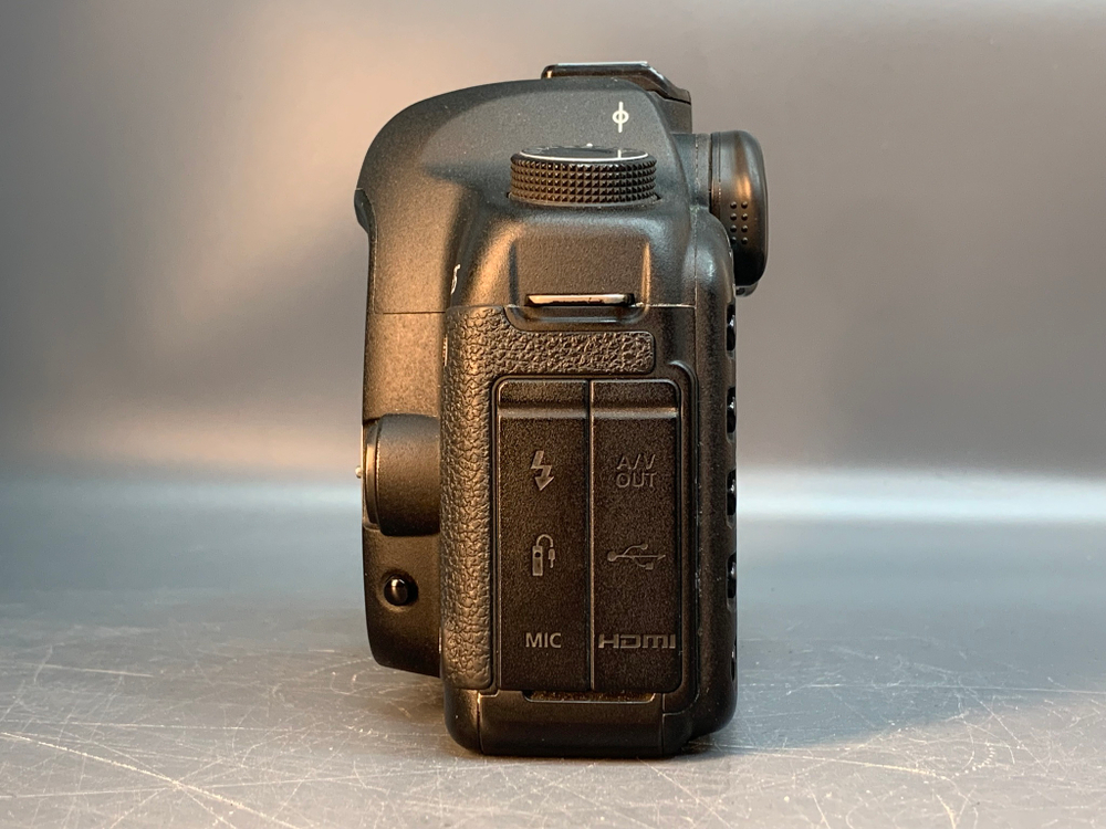 Canon 5D Mark II 208134 Кадров