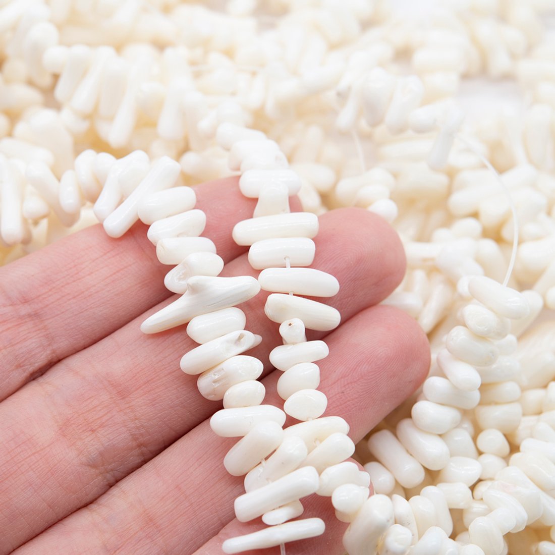 Коралл натуральный белый, веточки, 5-20мм