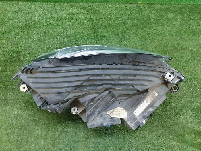 Фара левая Mercedes GLC X253 (2015-2019) LED