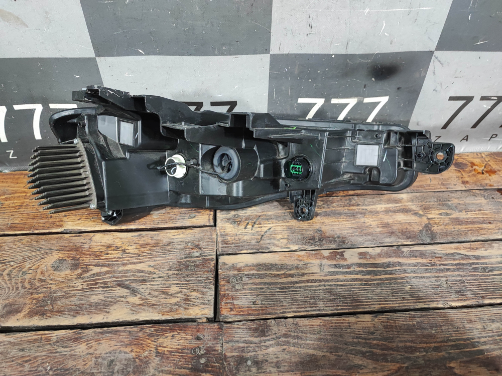 Фара ДХО левая Changan CS35 Plus 21-нв Б/У Оригинал S111F2805010305AA