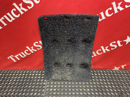 Брызговик крыла заднего 2020г