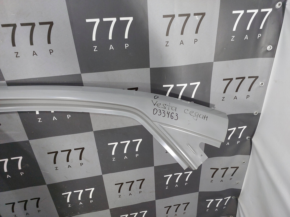 Боковина левая LADA Vesta 15-нв Новая Оригинал 8450039441