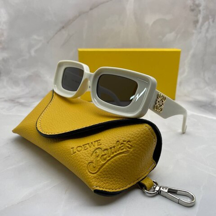 Солнцезащитные очки Loewe